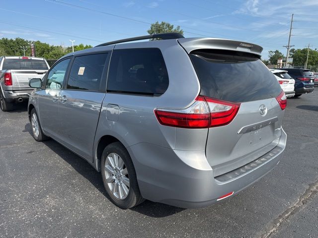 2017 Toyota Sienna