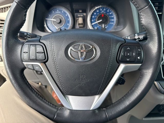 2017 Toyota Sienna