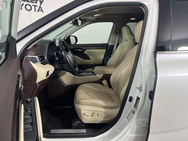 2020 Toyota Highlander Hybrid