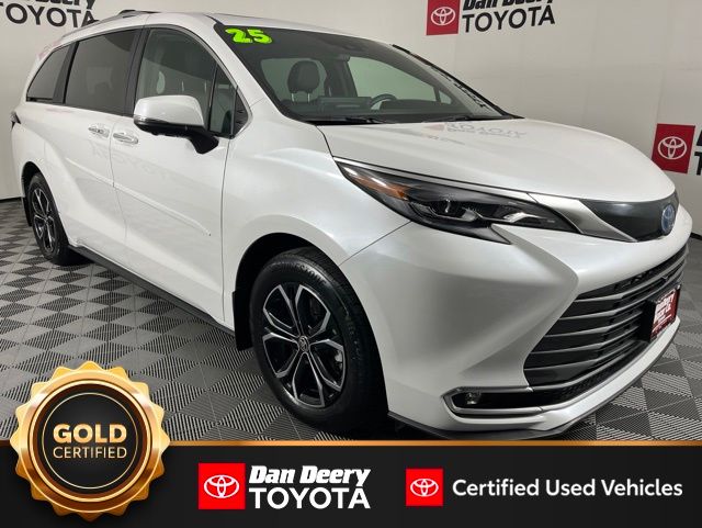 2025 Toyota Sienna Platinum