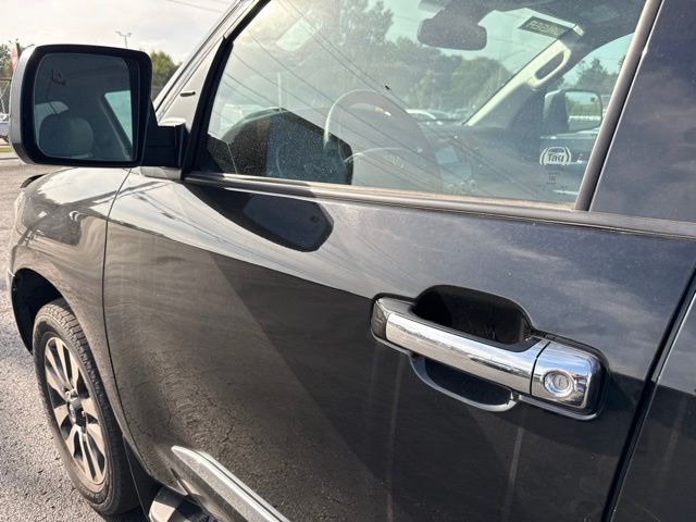 2021 Toyota Sequoia