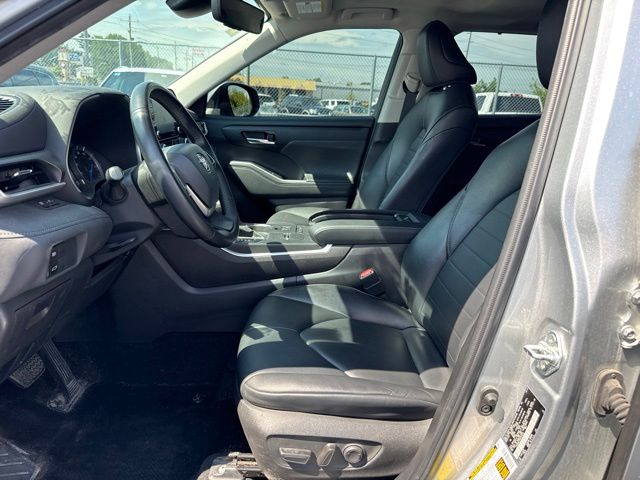 2022 Toyota Highlander Hybrid