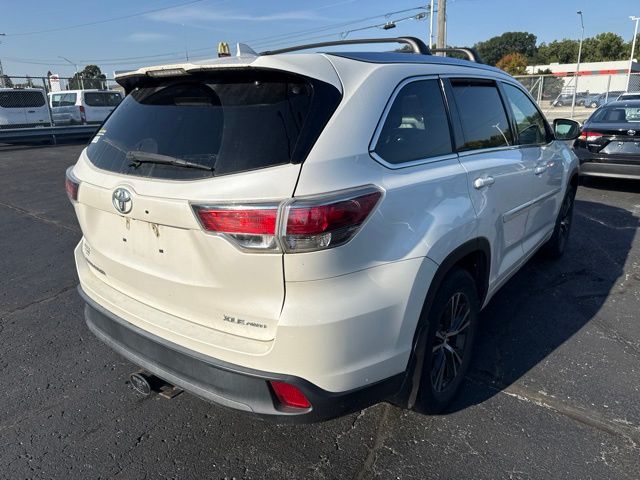 2016 Toyota Highlander