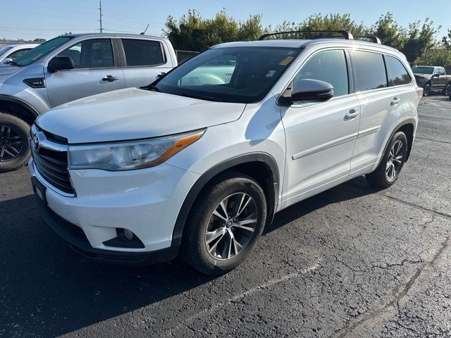 2016 Toyota Highlander