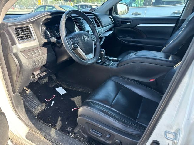 2016 Toyota Highlander