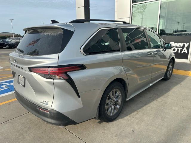 2021 Toyota Sienna