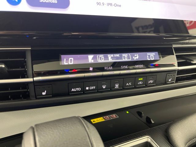 2025 Toyota Sienna