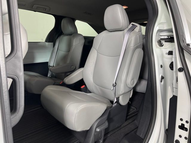 2025 Toyota Sienna