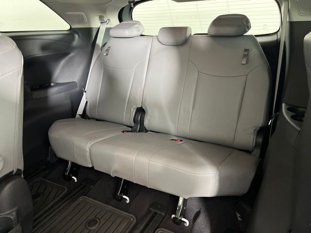 2025 Toyota Sienna