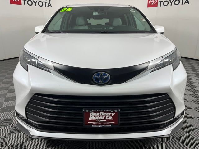 2025 Toyota Sienna