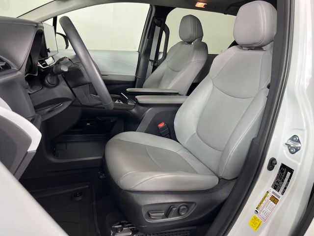 2025 Toyota Sienna