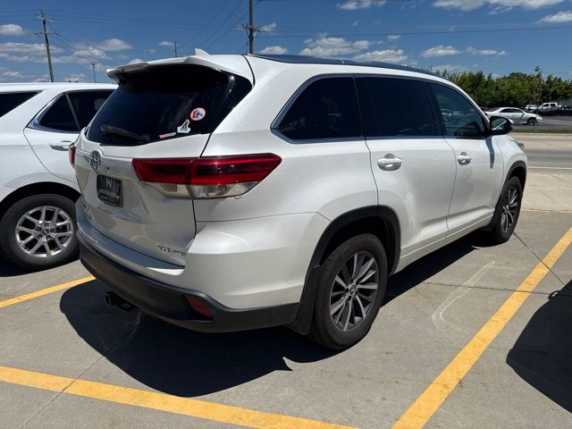 2017 Toyota Highlander