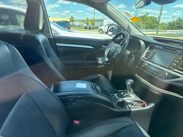 2017 Toyota Highlander
