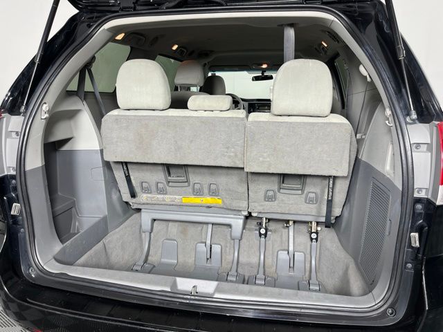 2011 Toyota Sienna