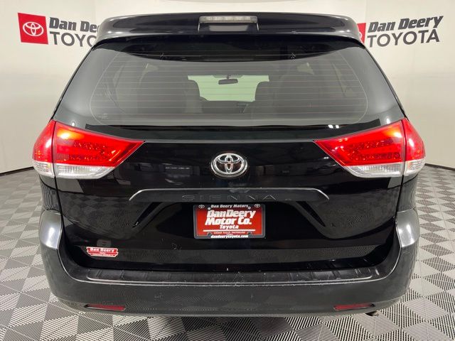 2011 Toyota Sienna