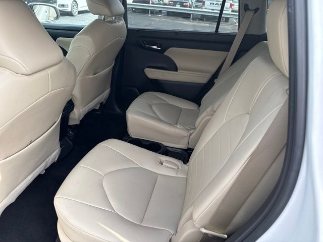 2023 Toyota Highlander Hybrid