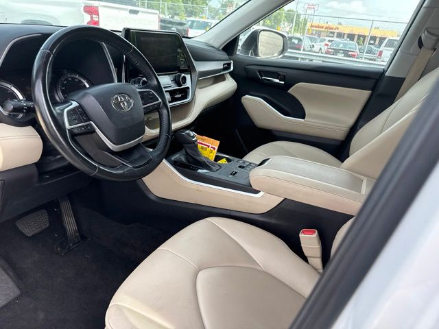 2023 Toyota Highlander Hybrid