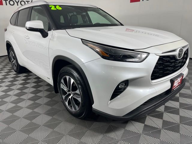 2026 Toyota Highlander Hybrid XLE
