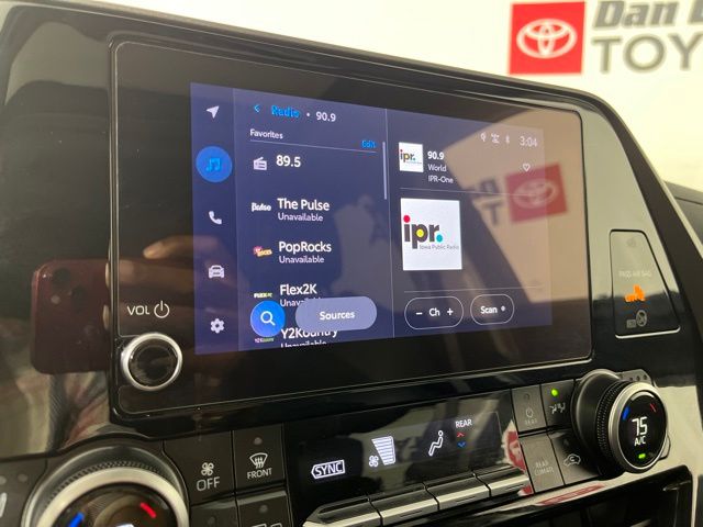 2026 Toyota Highlander Hybrid