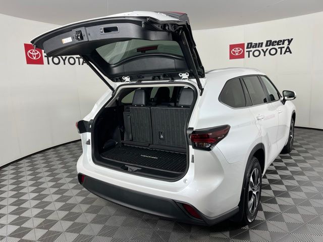 2026 Toyota Highlander Hybrid