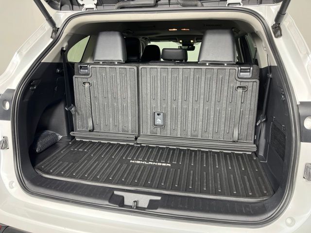 2026 Toyota Highlander Hybrid