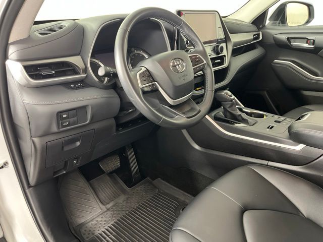 2026 Toyota Highlander Hybrid