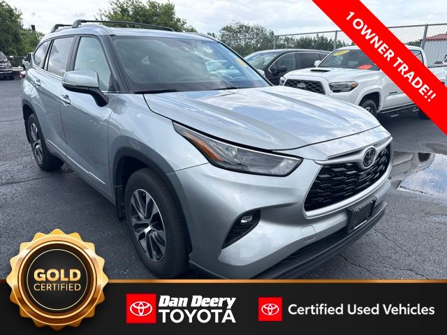 2023 Toyota Highlander XLE