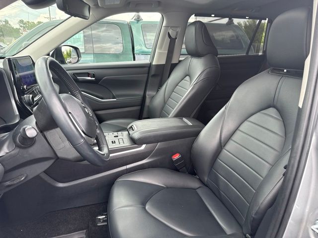 2023 Toyota Highlander