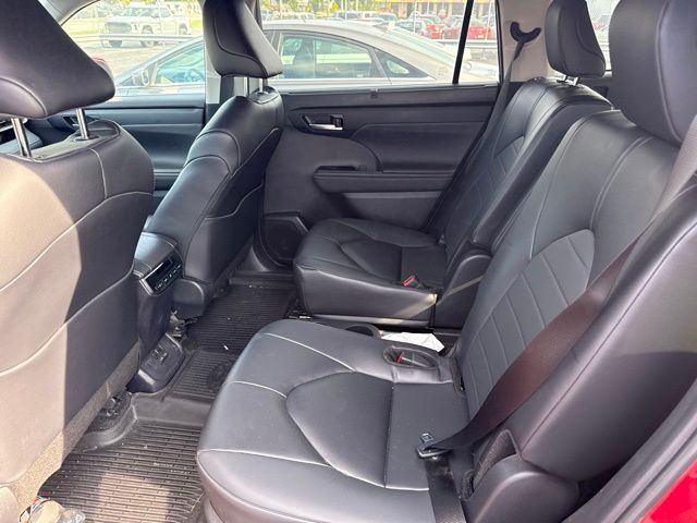 2024 Toyota Highlander
