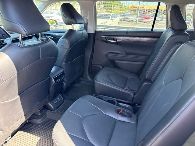 2024 Toyota Highlander