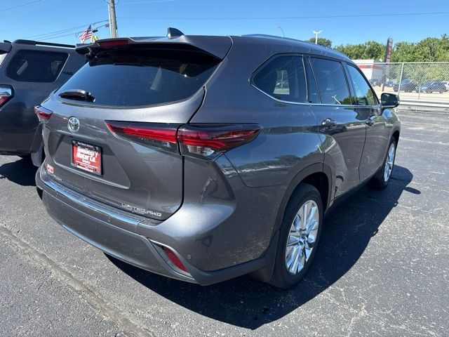 2024 Toyota Highlander