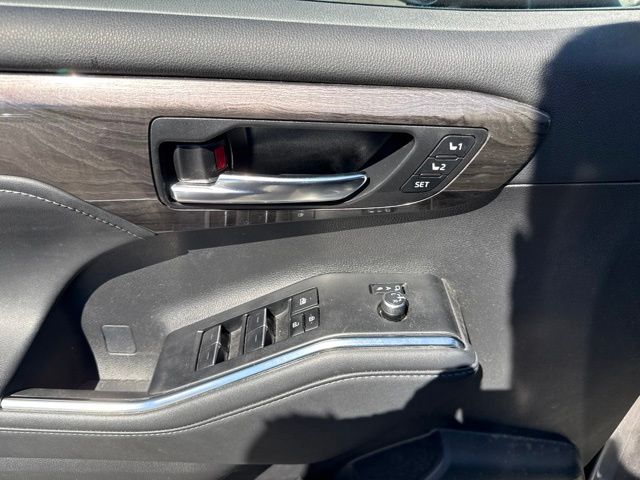 2024 Toyota Highlander