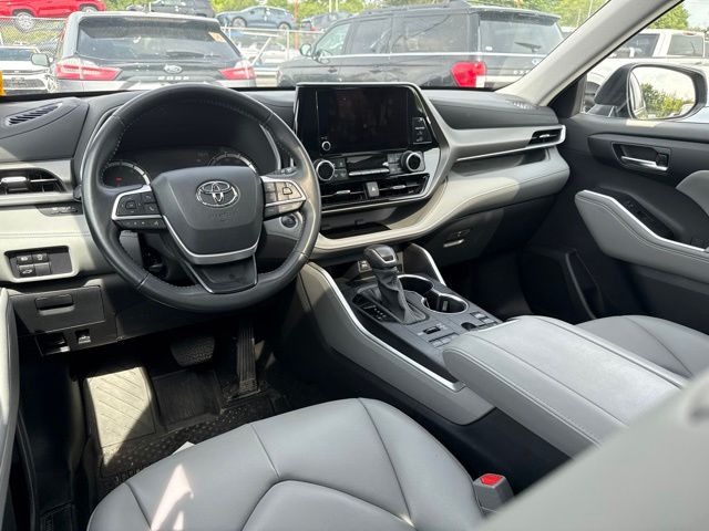 2024 Toyota Highlander