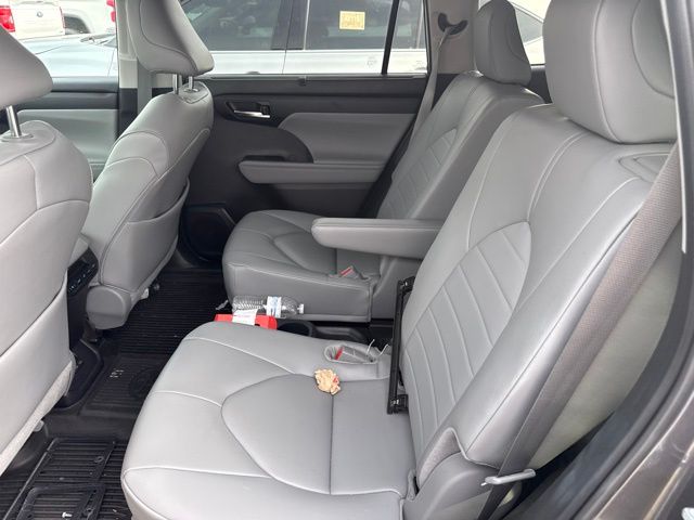 2024 Toyota Highlander