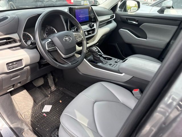 2024 Toyota Highlander