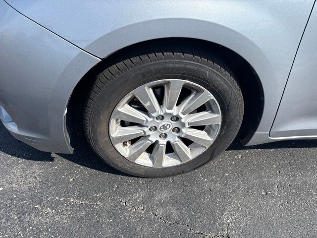 2012 Toyota Sienna