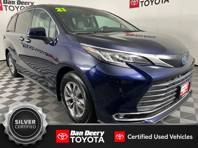 2021 Toyota Sienna XLE