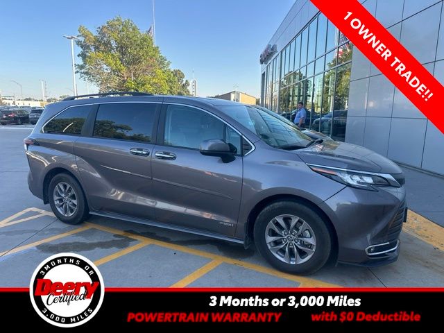 2021 Toyota Sienna XLE