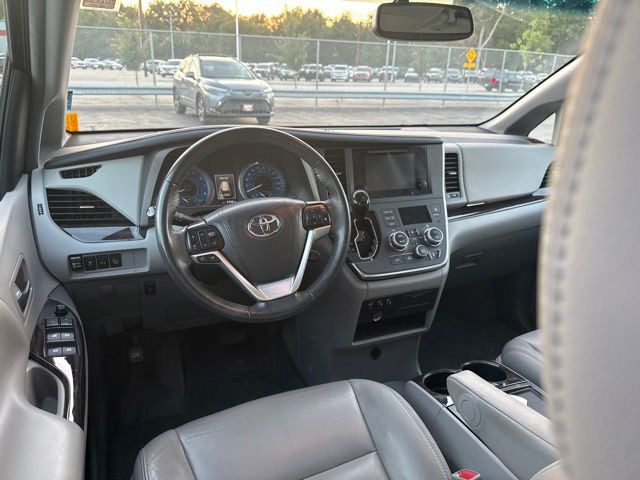 2017 Toyota Sienna