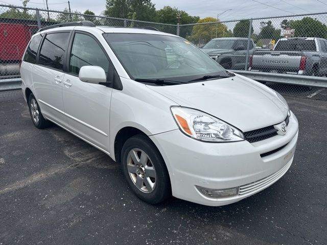 2005 Toyota Sienna XLE