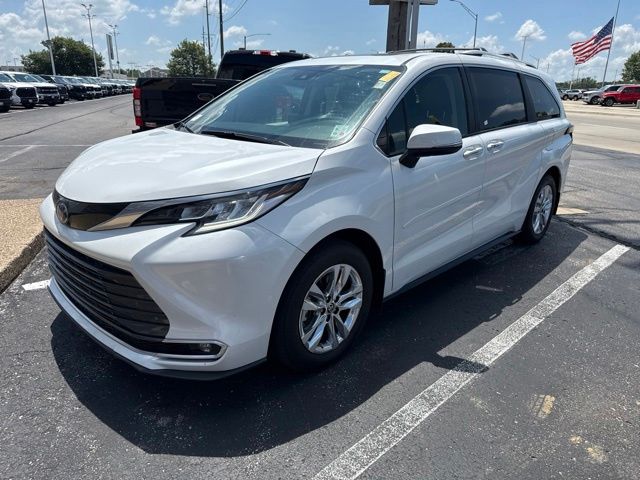 2024 Toyota Sienna