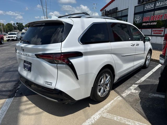 2024 Toyota Sienna