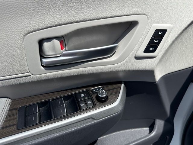 2024 Toyota Sienna
