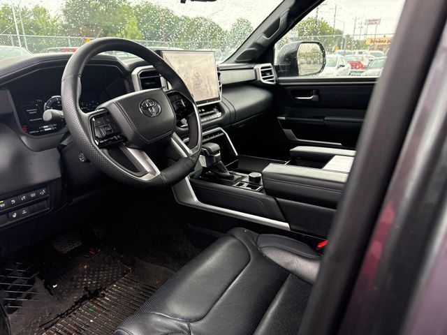 2024 Toyota Sequoia