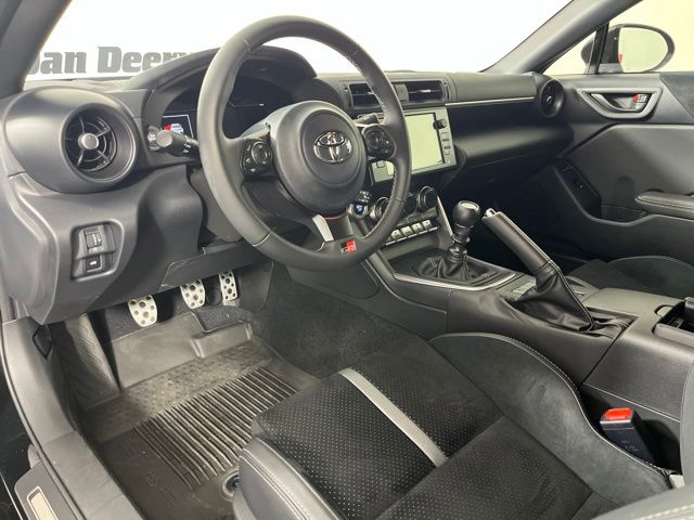 2025 Toyota GR86