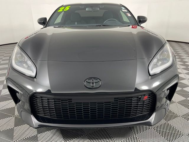 2025 Toyota GR86