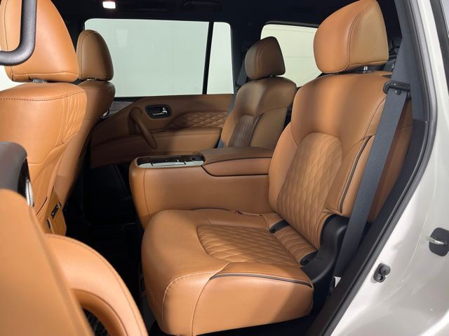 2024 INFINITI QX80