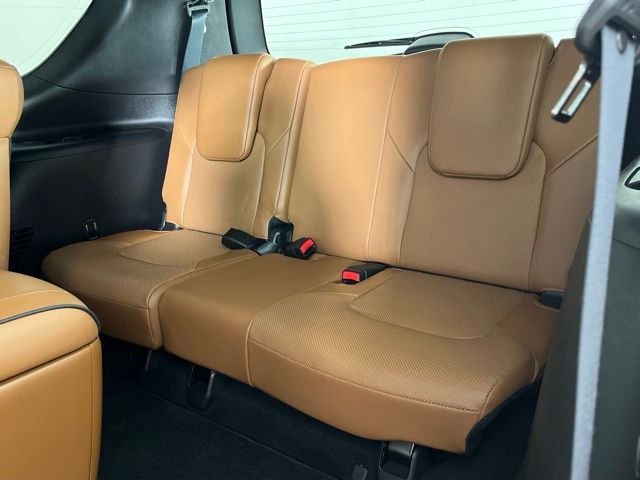 2024 INFINITI QX80