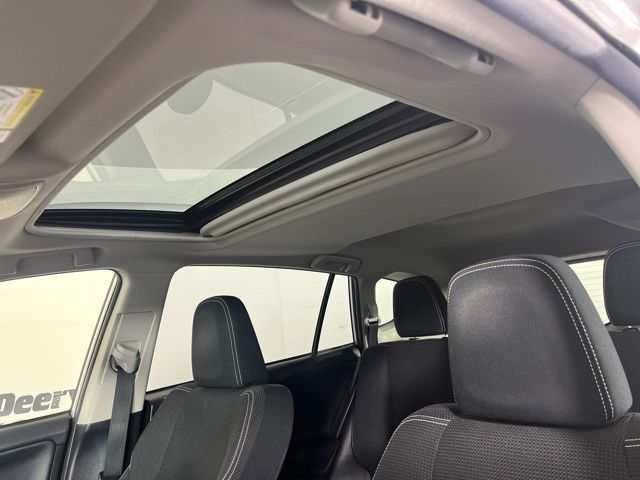 2016 Toyota RAV4 Hybrid