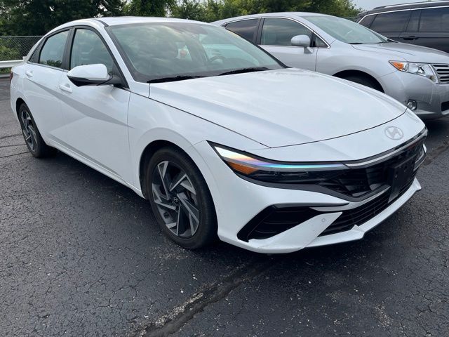 2024 Hyundai Elantra Limited